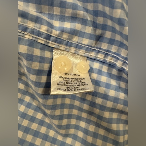UNTUCKit Light Blue Gingham Men's Shirt - Picture 3 of 3